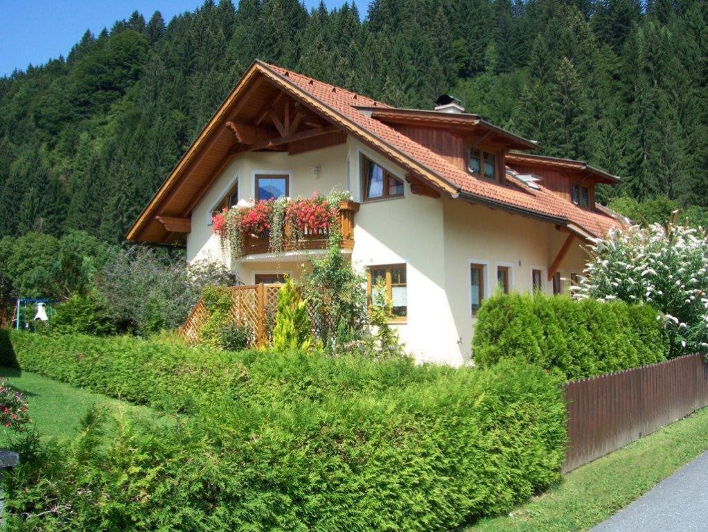 Appartementhaus Sabine Kotschach-Mauthen Buitenkant foto